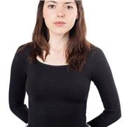 Profesora de Lengua Castellana y Literatura y Filosofía tando de ESO como de Bachillerato.
